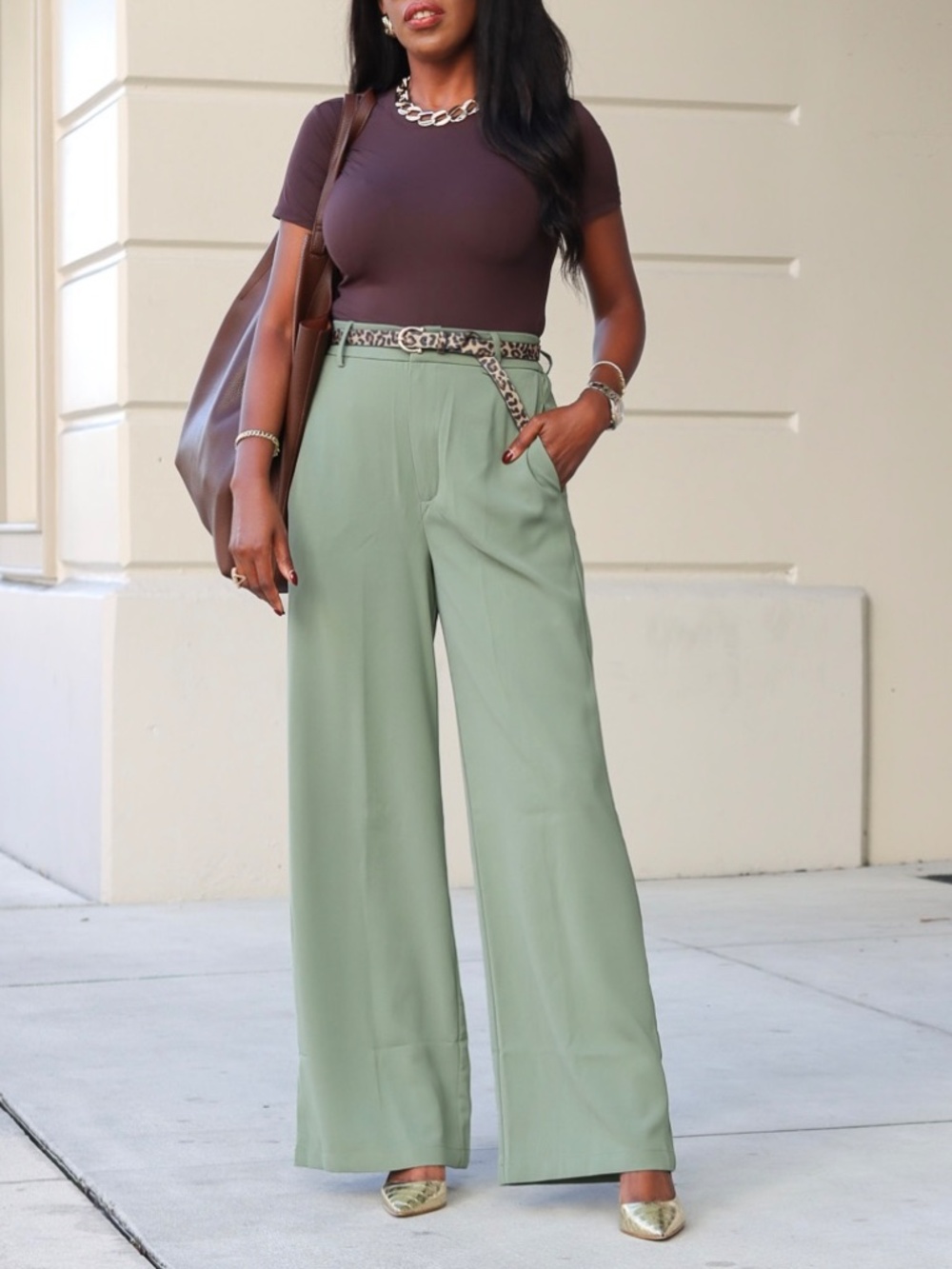 OLIVE HIGH WAIST WIDE LEG TROUSERS WITH SIDE POCKETS - NWT